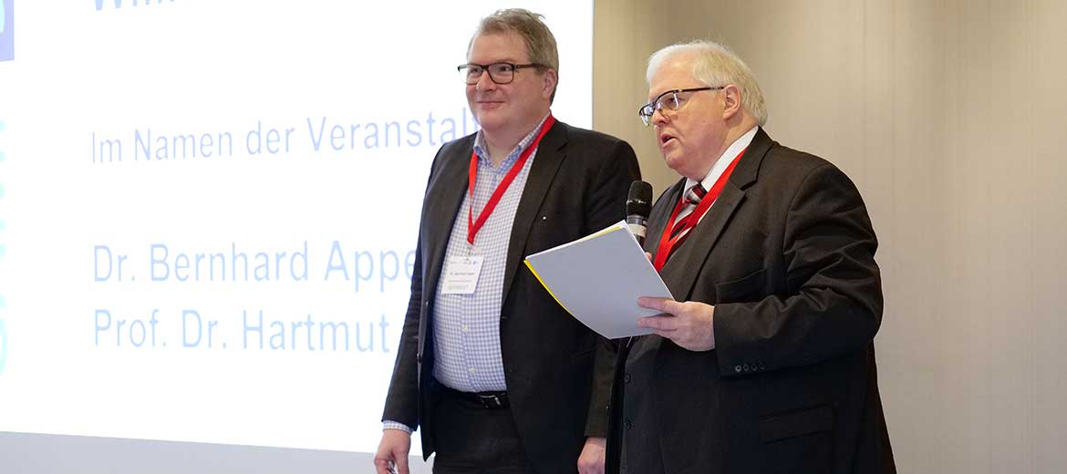 Offizielle GAMP® 5 Konferenz - Begrüßung Dr. Bernhard Appel und Prof. Dr.-Ing.Hartmut Hensel